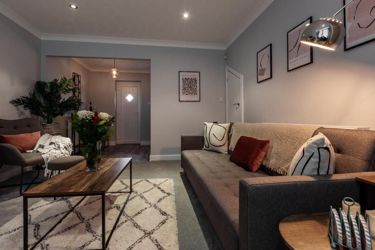 Curlew - 3 Bedrooms Wi-Fi, Parking, Contractors Thornton  Exterior photo